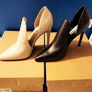 Steve Madden black Darlin Shootie